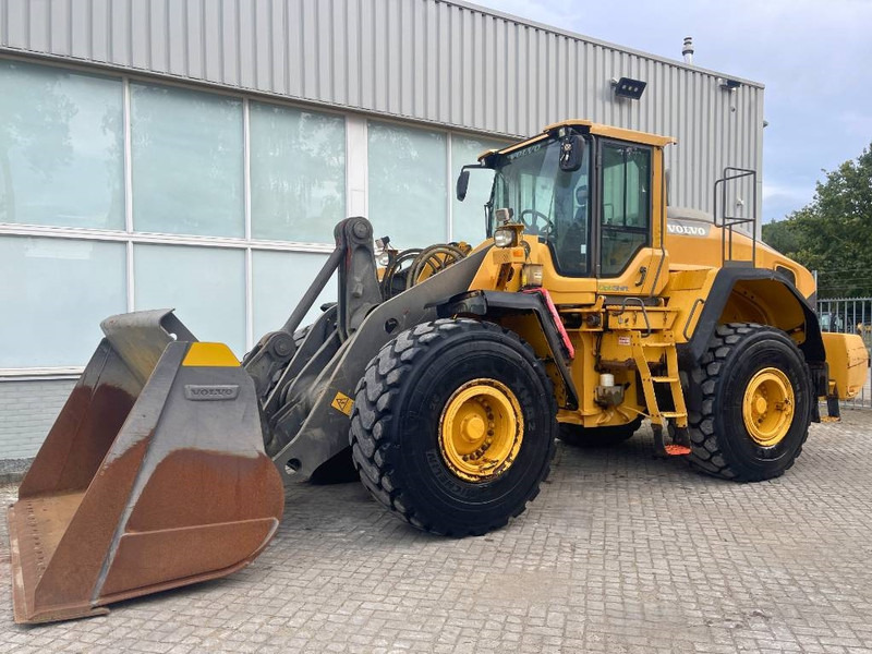 Volvo L 180 H 2015 - Колёсный погрузчик: фото 2 Volvo L 180 H 2015 - Колёсный погрузчик: фото 2