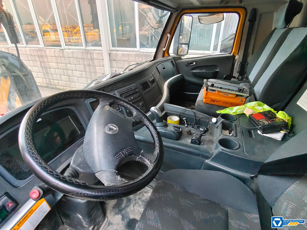 XCMG 1200ton QAY1200 used hydraulic all terrain crane - Вседорожный кран: фото 2 XCMG 1200ton QAY1200 used hydraulic all terrain crane - Вседорожный кран: фото 2