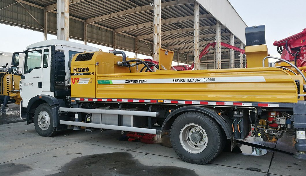 XCMG 2020 Year Concrete Pump Truck Hbc10022V Used Truck Mounted Concrete Pump Price - Автобетононасос: фото 4 XCMG 2020 Year Concrete Pump Truck Hbc10022V Used Truck Mounted Concrete Pump Price - Автобетононасос: фото 4
