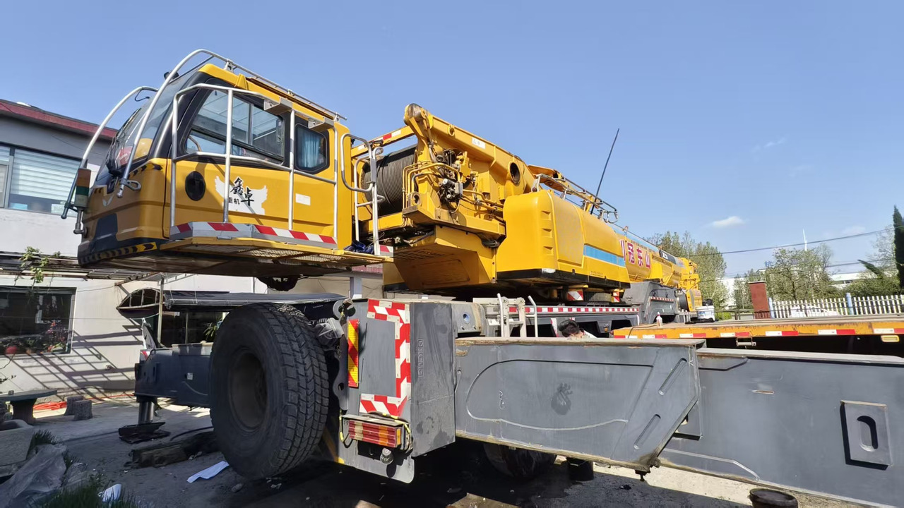 XCMG Factory XCA550 Hydraulic Jib Cranes 55Ton Used All Terrain Crane Price List - Вседорожный кран: фото 3 XCMG Factory XCA550 Hydraulic Jib Cranes 55Ton Used All Terrain Crane Price List - Вседорожный кран: фото 3