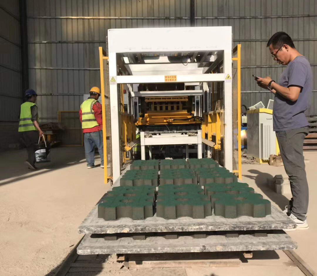 XCMG MM10-15 Hydraform Interlocking Brick Machine Block Making Machine in Nigeria Kenya South Africa - Вибропресс: фото 2 XCMG MM10-15 Hydraform Interlocking Brick Machine Block Making Machine in Nigeria Kenya South Africa - Вибропресс: фото 2