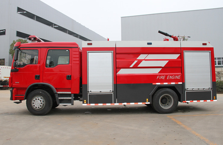 XCMG Official 2024 Year Used Fire Fighting Truck YZR5110 China Water Tank Fire Rescue Truck For Sale - Пожарная машина: фото 4 XCMG Official 2024 Year Used Fire Fighting Truck YZR5110 China Water Tank Fire Rescue Truck For Sale - Пожарная машина: фото 4
