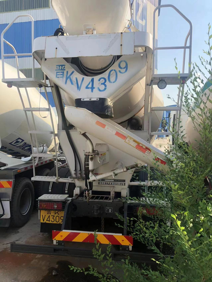 Автобетоносмеситель XCMG Official H12V Used 12 Cubic Meters Cement Concrete Mixer Trucks: фото 8