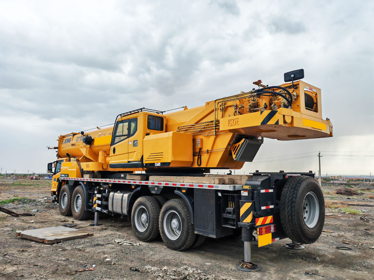 XCMG Official QY100K6C Second Hand Pickup Truck Crane 100t All Terrain Crane - Мобильный кран: фото 4 XCMG Official QY100K6C Second Hand Pickup Truck Crane 100t All Terrain Crane - Мобильный кран: фото 4