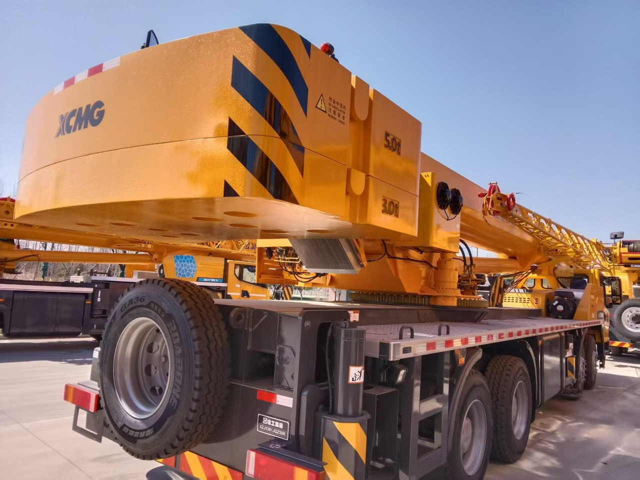 XCMG Official Second Hand 50 Ton Mobile Crane QY50K5D _5 Hydraulic Truck Mounted Crane Price For Sale - Мобильный кран: фото 5 XCMG Official Second Hand 50 Ton Mobile Crane QY50K5D _5 Hydraulic Truck Mounted Crane Price For Sale - Мобильный кран: фото 5