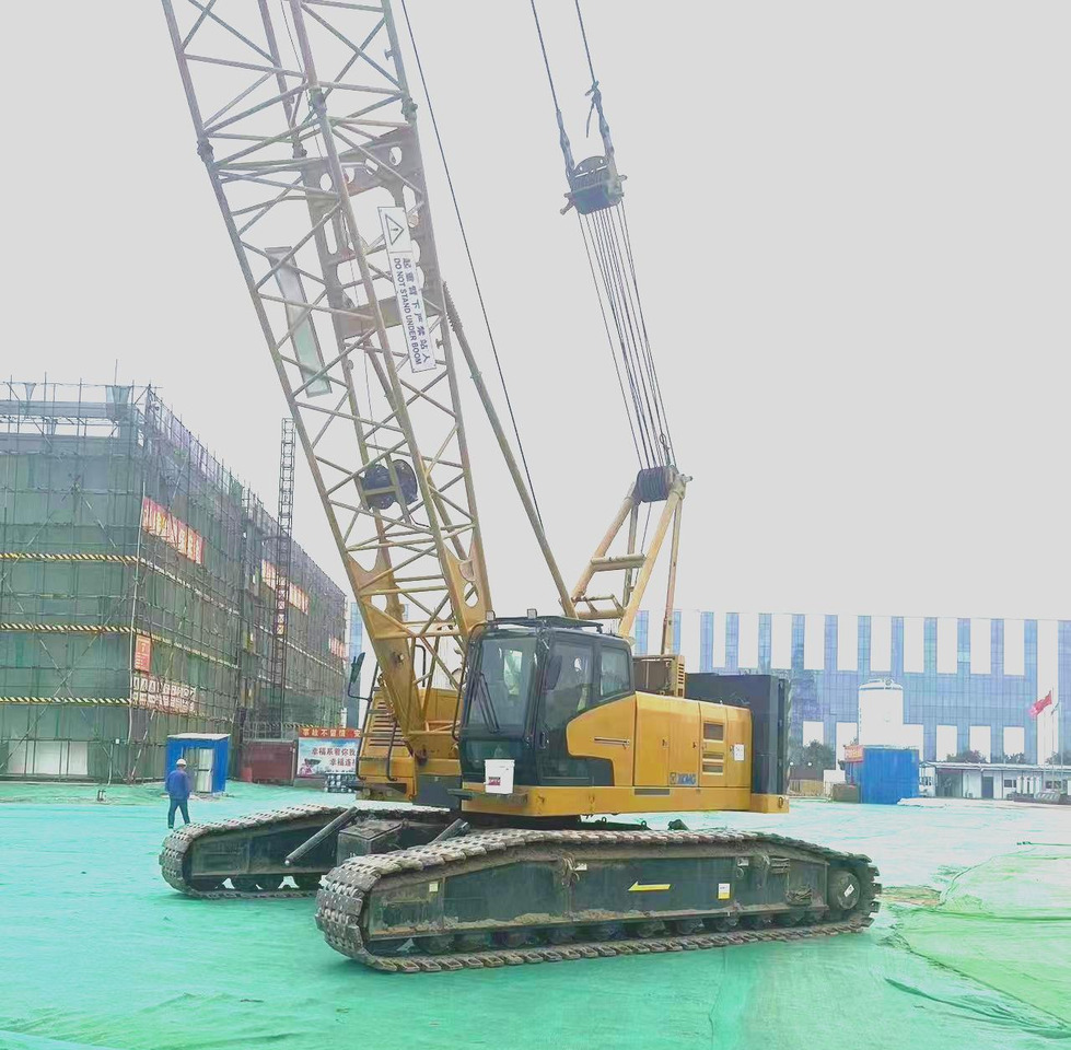 XCMG Official Used 100 Ton Crawler Crane XGC100-I Mobile Crane Machine Price List - Гусеничный кран: фото 2 XCMG Official Used 100 Ton Crawler Crane XGC100-I Mobile Crane Machine Price List - Гусеничный кран: фото 2
