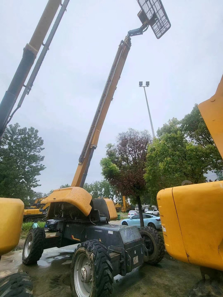 XCMG Official Used Telescopic Lifting Boom GTBZ38S 38m Aerial Work Platform For Sale - Телескопический подъемник: фото 3 XCMG Official Used Telescopic Lifting Boom GTBZ38S 38m Aerial Work Platform For Sale - Телескопический подъемник: фото 3