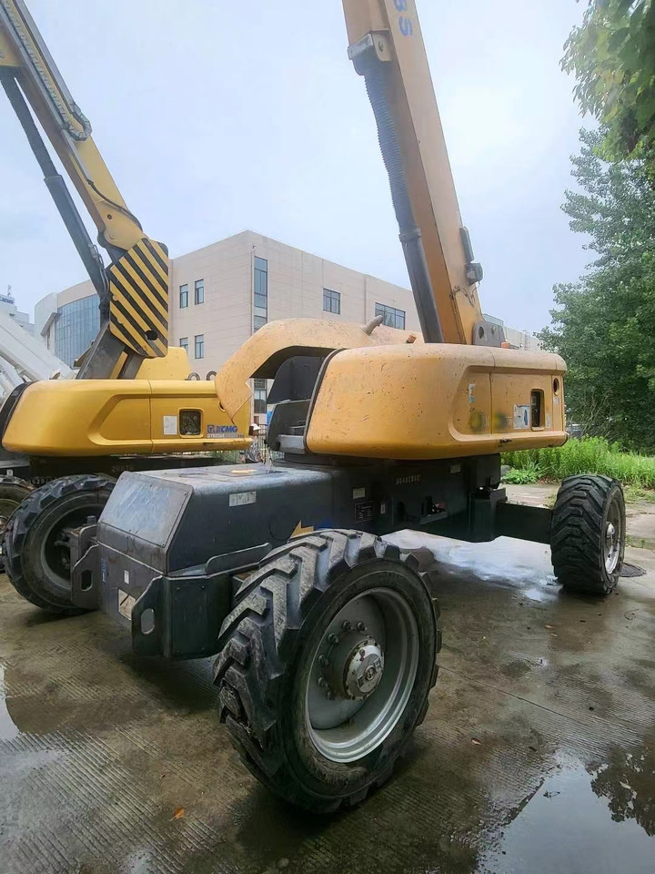 XCMG Official Used Telescopic Lifting Boom GTBZ38S 38m Aerial Work Platform For Sale - Телескопический подъемник: фото 2 XCMG Official Used Telescopic Lifting Boom GTBZ38S 38m Aerial Work Platform For Sale - Телескопический подъемник: фото 2
