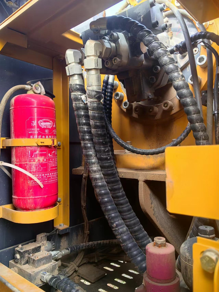 XCMG Official XR160E 56m Depth Hydraulic Borehole Drilling Rig Machine Rotary Piling - Буровая машина: фото 5 XCMG Official XR160E 56m Depth Hydraulic Borehole Drilling Rig Machine Rotary Piling - Буровая машина: фото 5