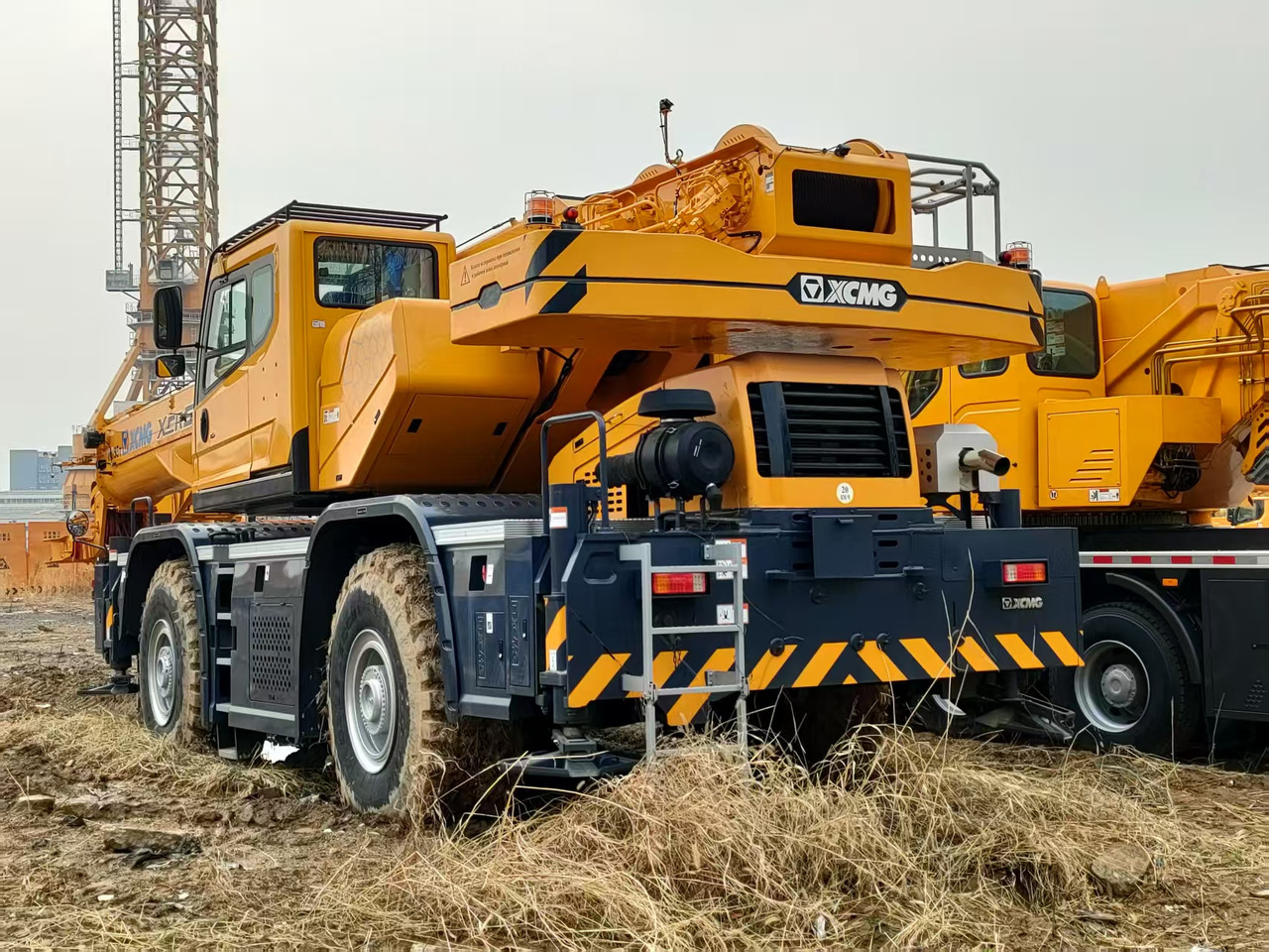 XCMG Popular Used Rough Terrain Crane XCR55L5_S 55T Hydrauli Crane Low Price - Короткобазный кран: фото 3 XCMG Popular Used Rough Terrain Crane XCR55L5_S 55T Hydrauli Crane Low Price - Короткобазный кран: фото 3