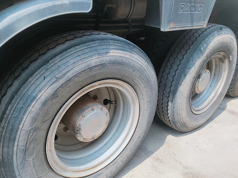 XCMG QY95K7C 95ton mobile truck crane 2021 price - Мобильный кран: фото 5 XCMG QY95K7C 95ton mobile truck crane 2021 price - Мобильный кран: фото 5