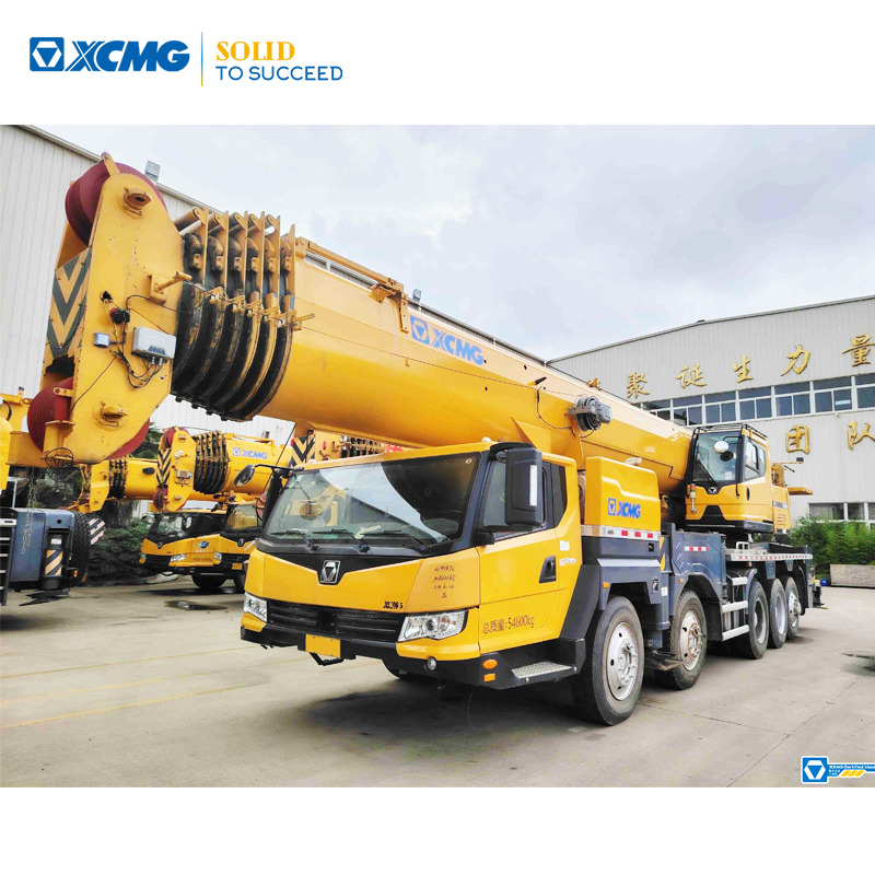 XCMG QY95K7C used 95 ton mobile crane with good condition - Мобильный кран: фото 1 XCMG QY95K7C used 95 ton mobile crane with good condition - Мобильный кран: фото 1
