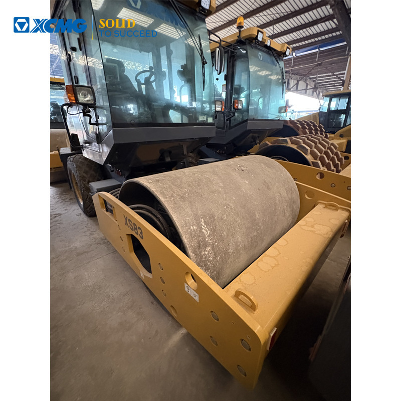 XCMG Used XS83 8 ton small single drum compactor road roller with diesel engine - Дорожный каток: фото 1 XCMG Used XS83 8 ton small single drum compactor road roller with diesel engine - Дорожный каток: фото 1