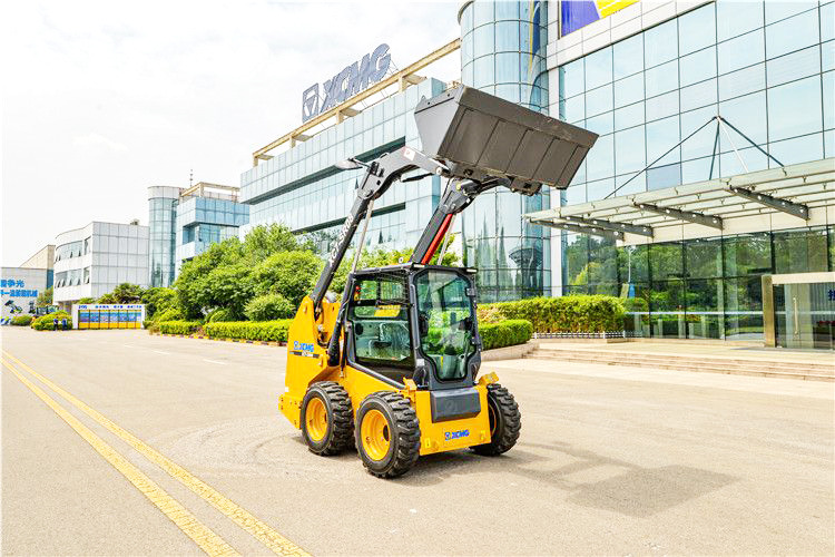 XCMG XC7-SR08 China brand XCMG mini wheel loader skid steer price - Мини-погрузчик с бортовым поворотом: фото 3 XCMG XC7-SR08 China brand XCMG mini wheel loader skid steer price - Мини-погрузчик с бортовым поворотом: фото 3