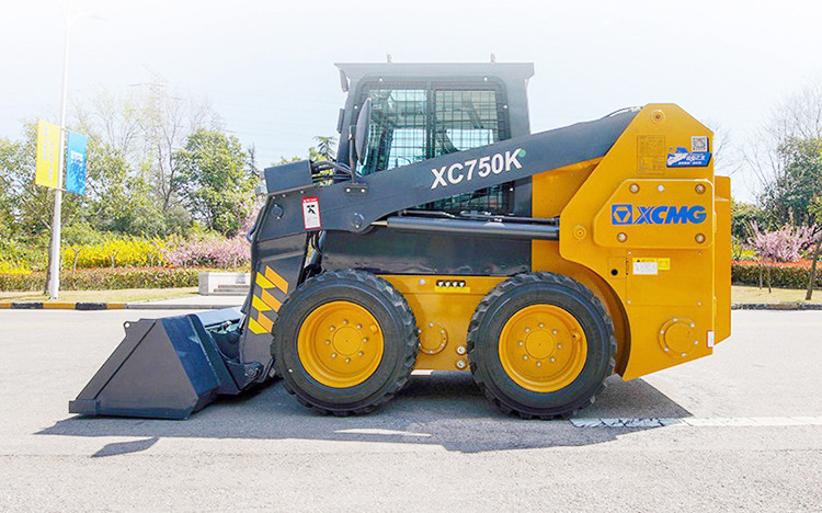 XCMG XC750K small mini wheel loader skid steer for farm use - Мини-погрузчик с бортовым поворотом: фото 5 XCMG XC750K small mini wheel loader skid steer for farm use - Мини-погрузчик с бортовым поворотом: фото 5