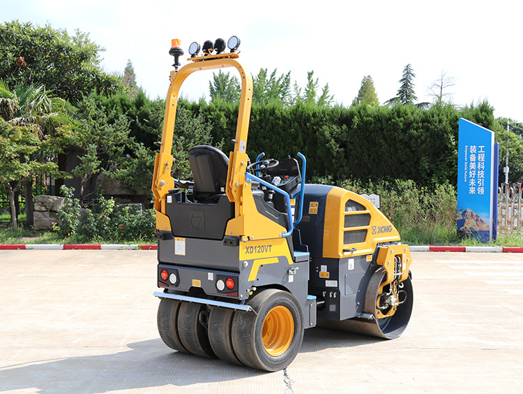 XCMG XD120VT diesel 2ton Light Mini Road Roller Machine - Дорожный каток: фото 4 XCMG XD120VT diesel 2ton Light Mini Road Roller Machine - Дорожный каток: фото 4