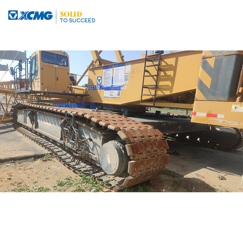 XCMG XGC200 200 tons hydraulic boom used crawler crane 2019 with good condition - Гусеничный кран: фото 1 XCMG XGC200 200 tons hydraulic boom used crawler crane 2019 with good condition - Гусеничный кран: фото 1