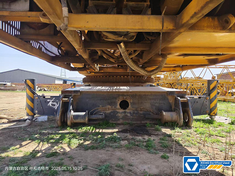 XCMG XGC650 used mobile hydraulic hoist lift machine 650ton crawler crane - Гусеничный кран: фото 4 XCMG XGC650 used mobile hydraulic hoist lift machine 650ton crawler crane - Гусеничный кран: фото 4