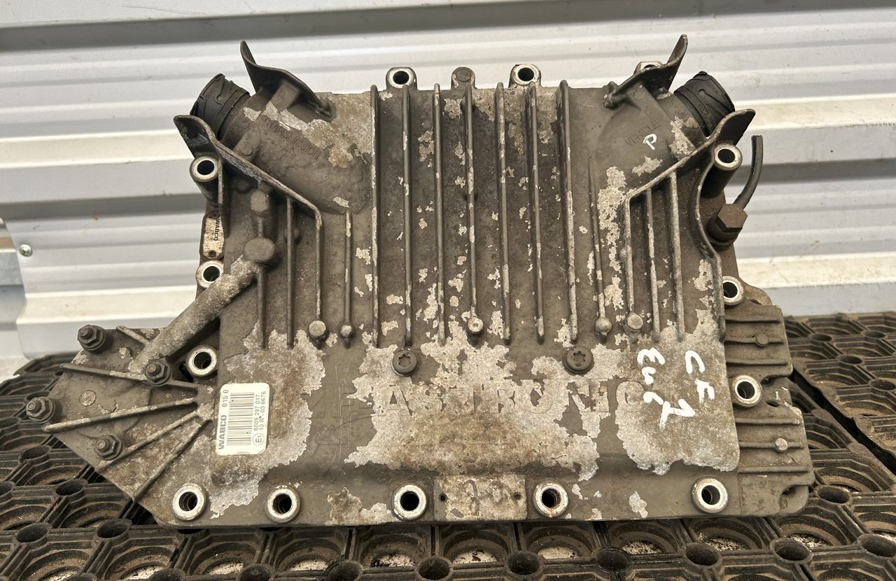 DAF CF EURO 6 ZF ASTRONIC MODULATOR SELECTOR - Блок управления для Грузовиков: фото 1 DAF CF EURO 6 ZF ASTRONIC MODULATOR SELECTOR - Блок управления для Грузовиков: фото 1