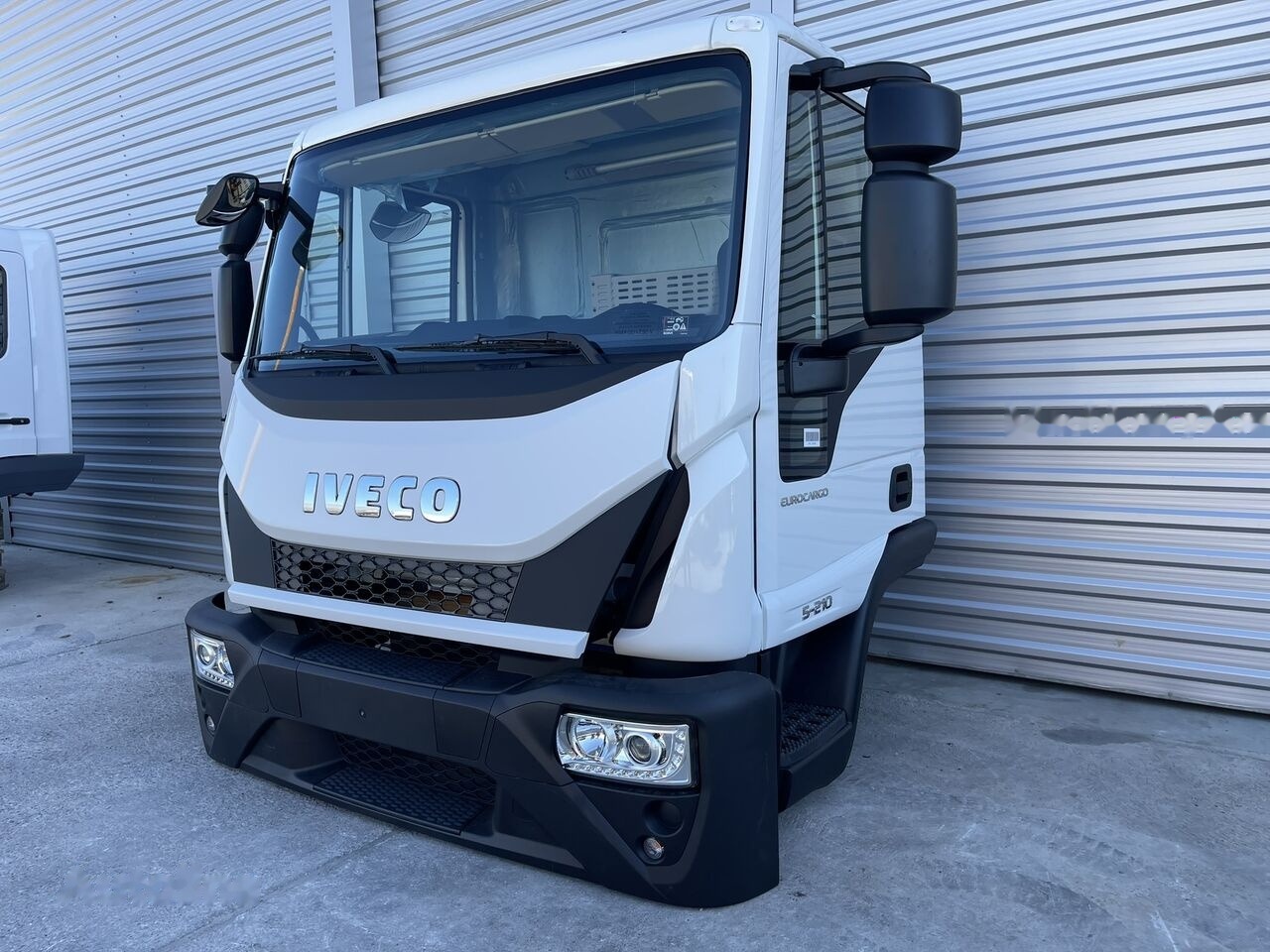 IVECO Eurocargo 75,120,150 for IVECO Eurocargo DAY cabine Fahrerhaus Cab - Кабина для Легковых автомобилей: фото 1 IVECO Eurocargo 75,120,150 for IVECO Eurocargo DAY cabine Fahrerhaus Cab - Кабина для Легковых автомобилей: фото 1