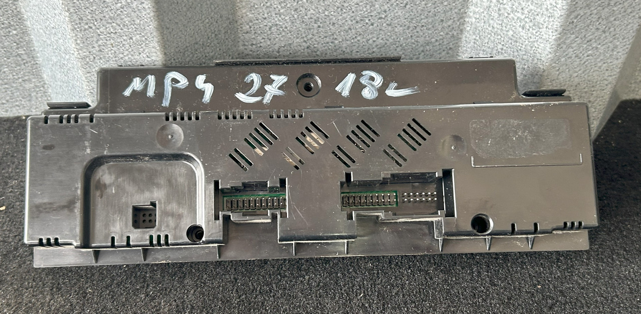 MERCEDES AIR CONDITIONING CONTROL PANEL AROCS MP4 - Часть системы кондиционирования: фото 2 MERCEDES AIR CONDITIONING CONTROL PANEL AROCS MP4 - Часть системы кондиционирования: фото 2