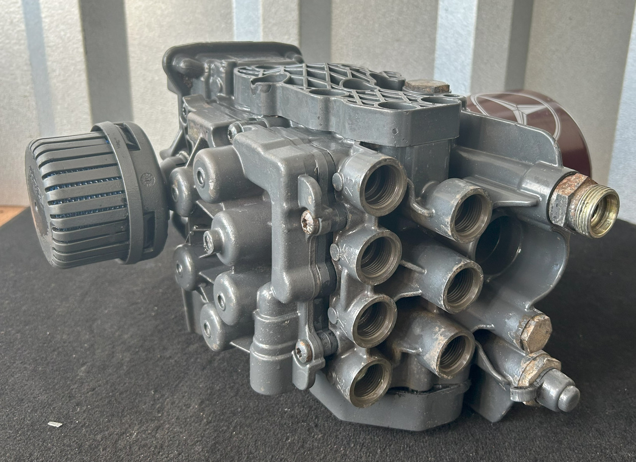 MERCEDES-BENZ ACTROS MP4 EAPU AIR DRYER - Детали тормозной системы для Грузовиков: фото 3 MERCEDES-BENZ ACTROS MP4 EAPU AIR DRYER - Детали тормозной системы для Грузовиков: фото 3