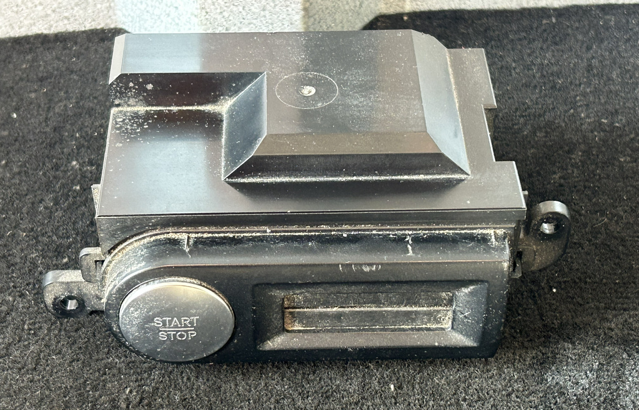 MERCEDES-BENZ ACTROS MP4 START/STOP IGNITION SWITCH - Приборная панель для Грузовиков: фото 2 MERCEDES-BENZ ACTROS MP4 START/STOP IGNITION SWITCH - Приборная панель для Грузовиков: фото 2