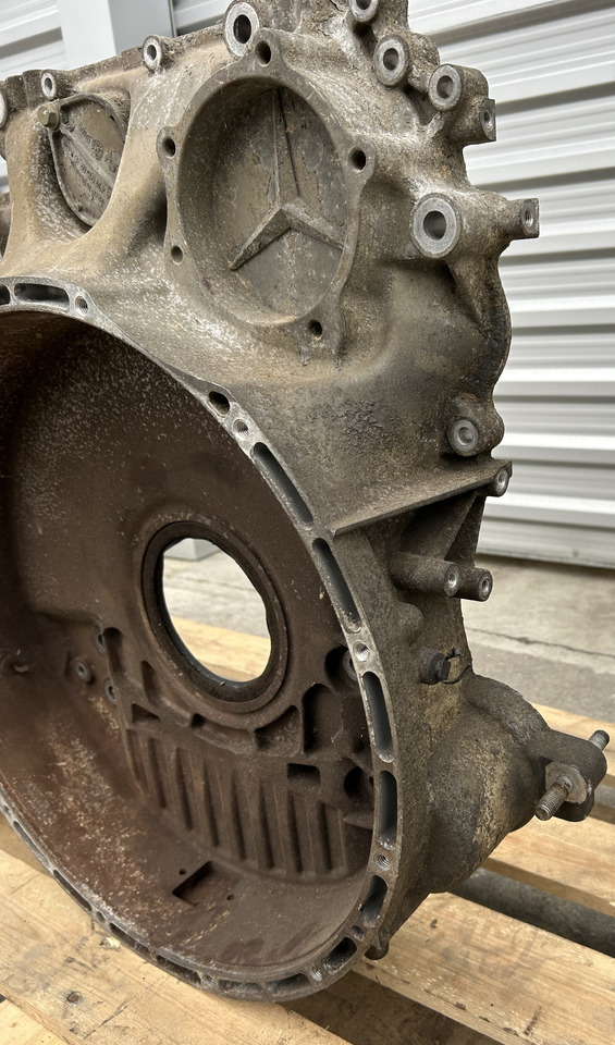 MERCEDES CLUTCH TIMING HOUSING ACTROS MP4 - Распределительный вал: фото 3 MERCEDES CLUTCH TIMING HOUSING ACTROS MP4 - Распределительный вал: фото 3