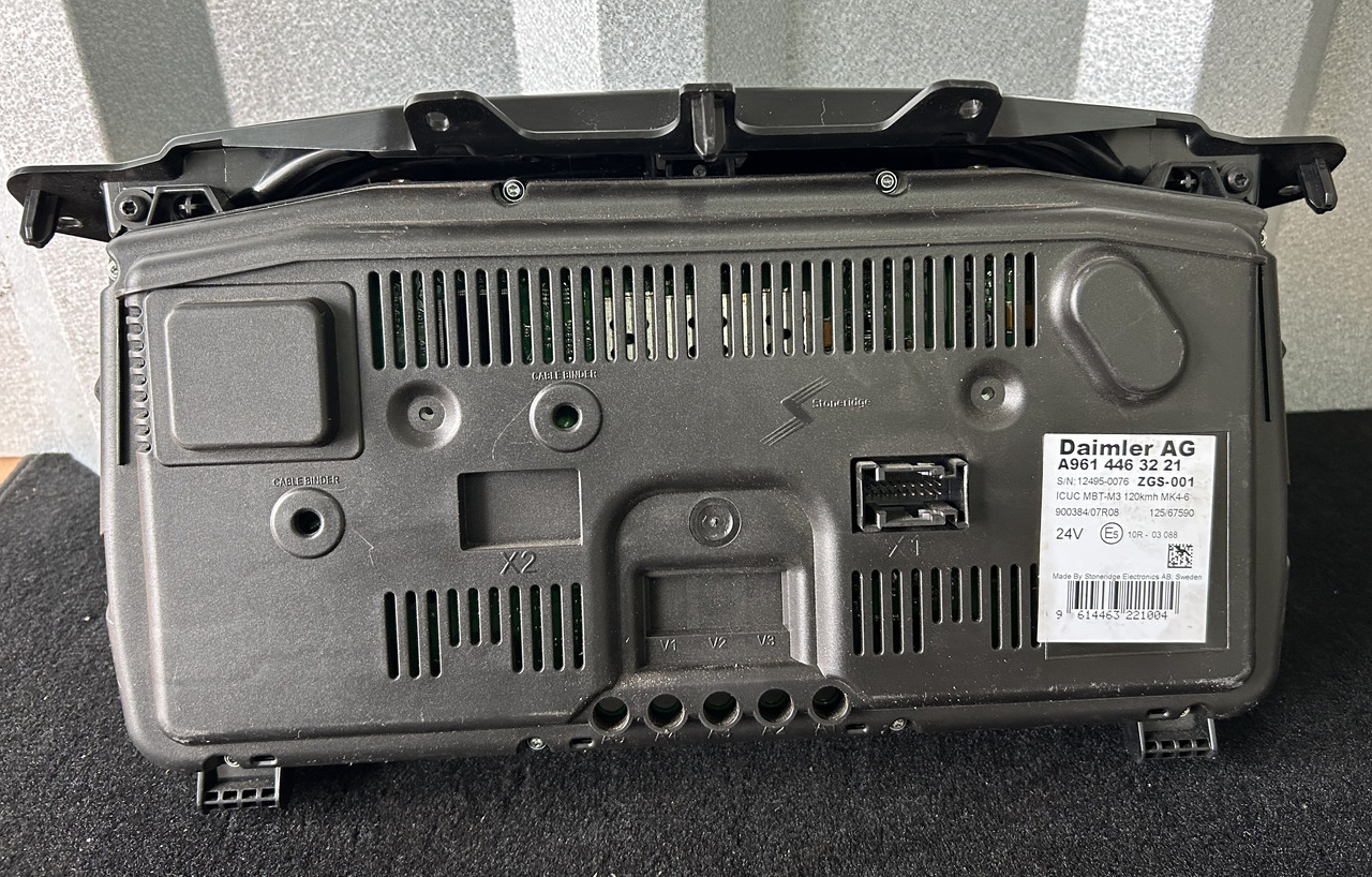 Mercedes-Benz ACCTROS MP4 A9614463221 Mercedes-Benz A9614463221 - Приборная панель для Грузовиков: фото 2 Mercedes-Benz ACCTROS MP4 A9614463221 Mercedes-Benz A9614463221 - Приборная панель для Грузовиков: фото 2