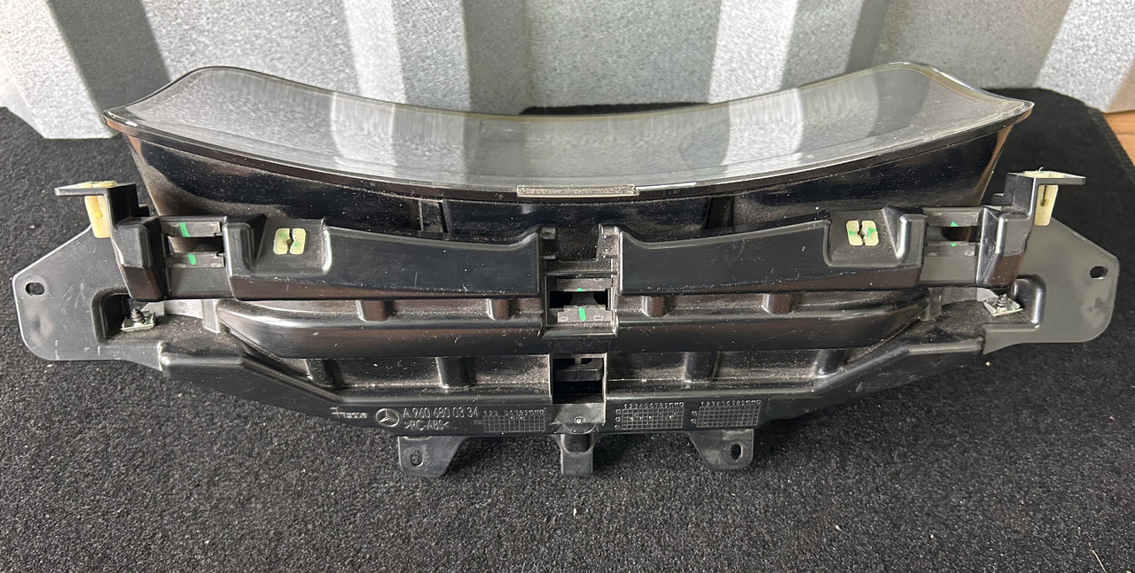 Mercedes-Benz ACCTROS MP4 A9614463221 Mercedes-Benz A9614463221 - Приборная панель для Грузовиков: фото 4 Mercedes-Benz ACCTROS MP4 A9614463221 Mercedes-Benz A9614463221 - Приборная панель для Грузовиков: фото 4