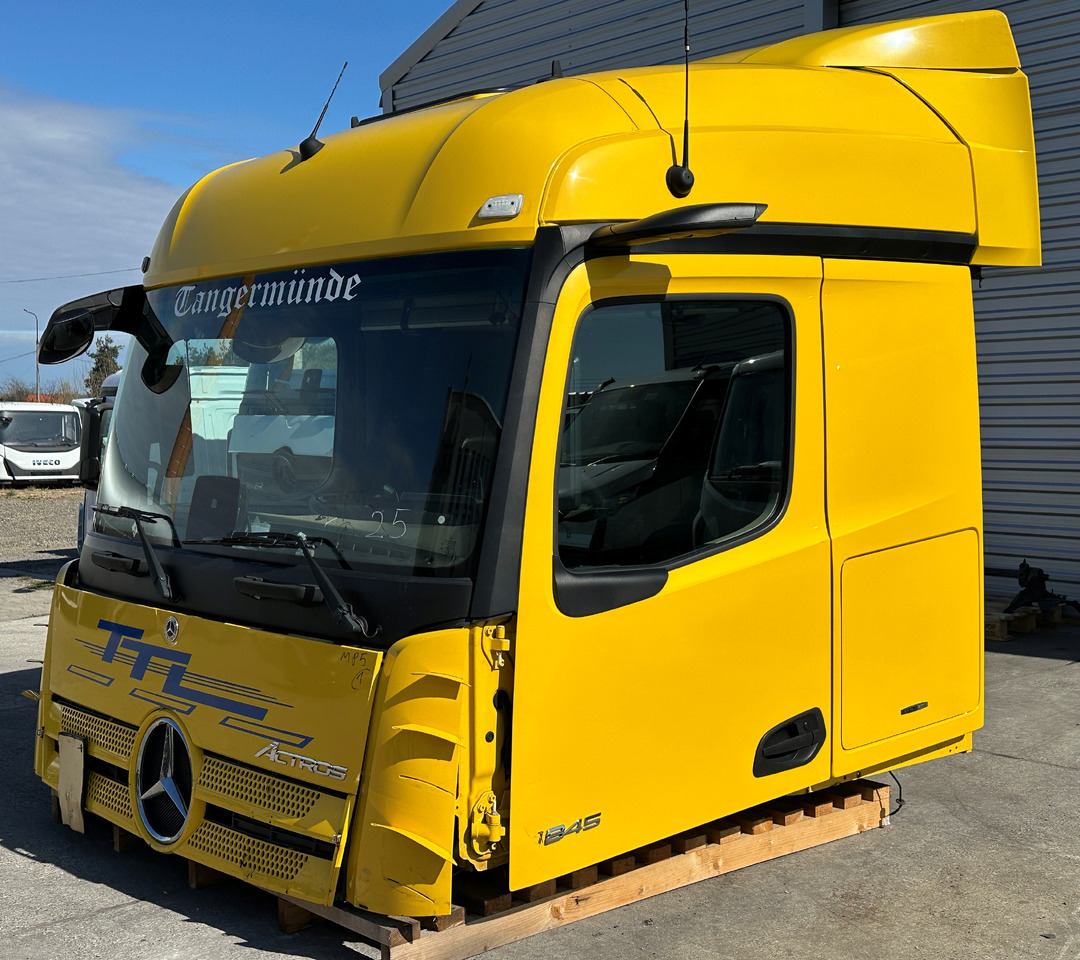 Mercedes-Benz ACTROS MP5 STREAM SPACE - Кабина для Грузовиков: фото 4 Mercedes-Benz ACTROS MP5 STREAM SPACE - Кабина для Грузовиков: фото 4