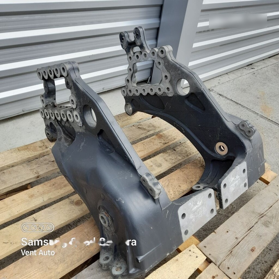 Mocowanie resora/ wspornik LEFT Mercedes-Benz ACTROS MP4 A9603223901 Mercedes-Benz A9603223901 - Подвеска кабины для Грузовиков: фото 5 Mocowanie resora/ wspornik LEFT Mercedes-Benz ACTROS MP4 A9603223901 Mercedes-Benz A9603223901 - Подвеска кабины для Грузовиков: фото 5
