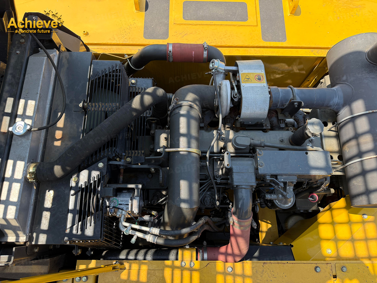 Гусеничный экскаватор KOMATSU Remanufactured Komatsu PC360-7 excavator 1.6 m³  180/1900 kw/rpm  33000 kg  7380 mm  227 kN  Komatsu SAA6D114E  605 L【ACHIEVE】 TOP CONDITION!!!: фото 39