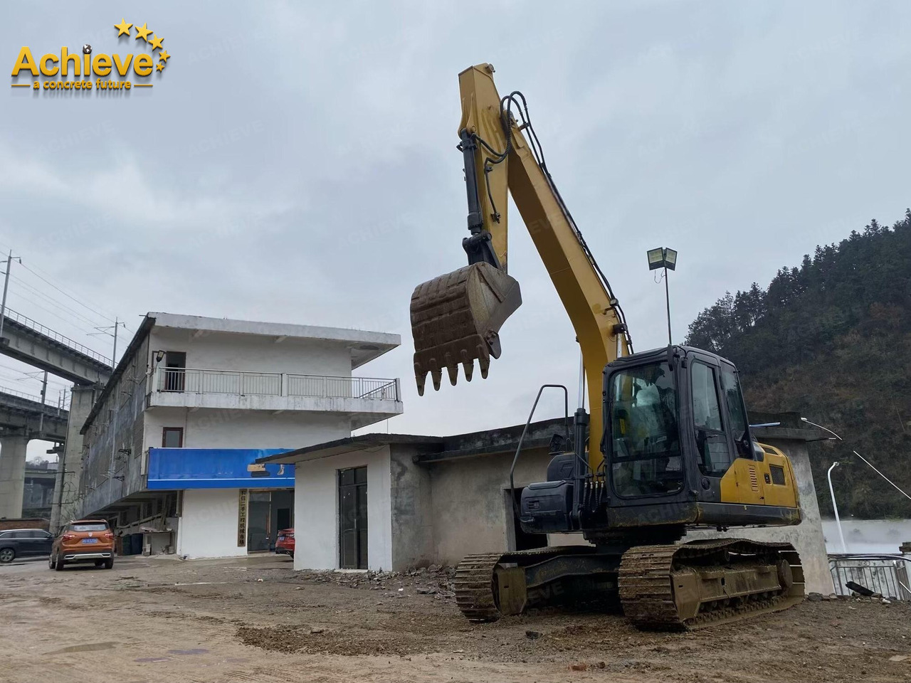 XCMG XE135D 0.32-0.61(0.52) m³ 86/2200 kw/rpm QSF3.8 260 L 99.1 kN 【ACHIEVE】 TOP CONDITION!!! - Гусеничный экскаватор: фото 5 XCMG XE135D 0.32-0.61(0.52) m³ 86/2200 kw/rpm QSF3.8 260 L 99.1 kN 【ACHIEVE】 TOP CONDITION!!! - Гусеничный экскаватор: фото 5