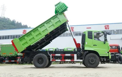 4X2 Dongfeng Truck Kingrun 180HP with 4.5m Dumping Body - Самосвал: фото 1 4X2 Dongfeng Truck Kingrun 180HP with 4.5m Dumping Body - Самосвал: фото 1
