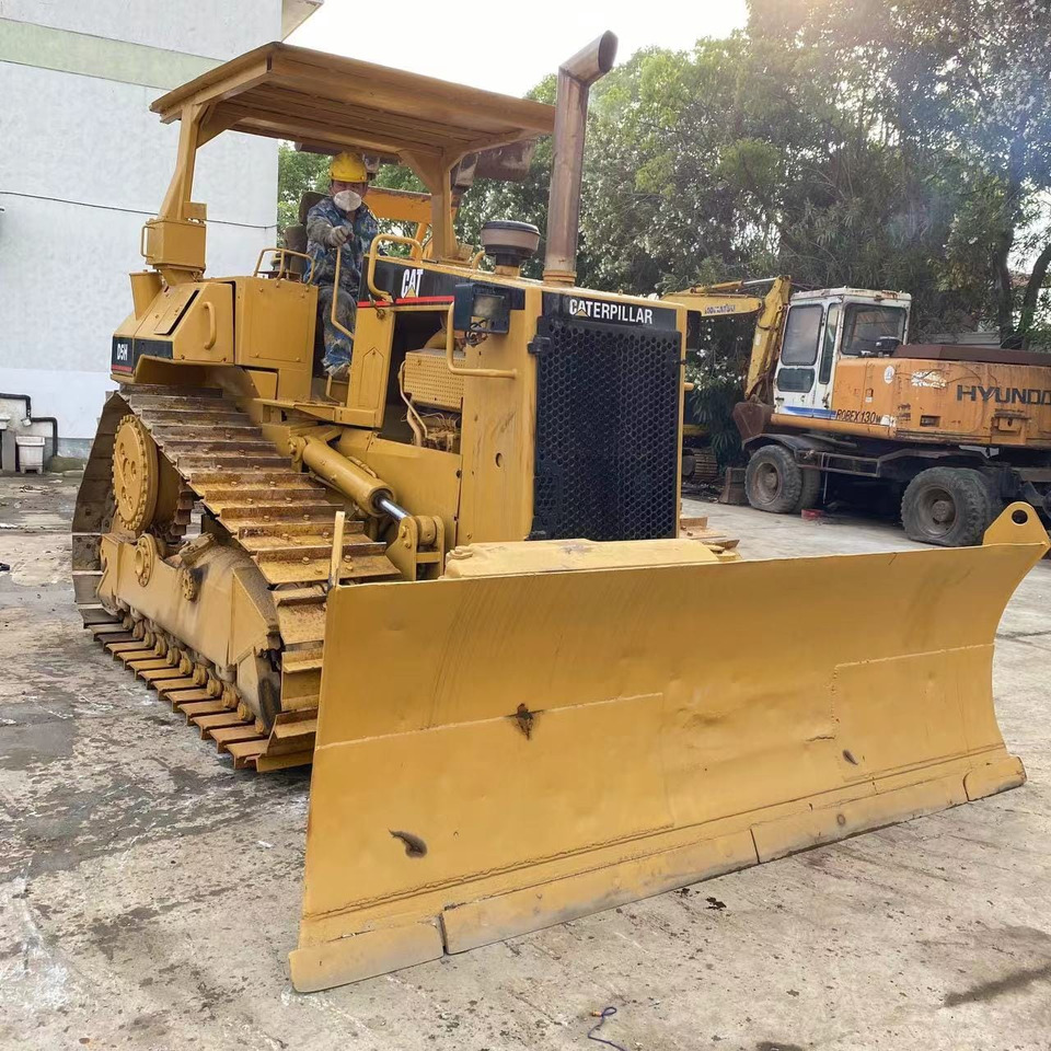 Caterpillar Bulldozer CAT D5H, D5K Cheap Japan Origin Bulldozer - Бульдозер: фото 2 Caterpillar Bulldozer CAT D5H, D5K Cheap Japan Origin Bulldozer - Бульдозер: фото 2