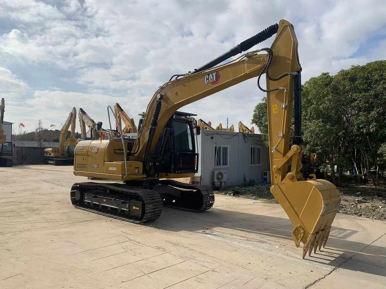 Caterpillar Excavator Good Price Secondhand Machine CAT 312D, 315D - Гусеничный экскаватор: фото 4 Caterpillar Excavator Good Price Secondhand Machine CAT 312D, 315D - Гусеничный экскаватор: фото 4