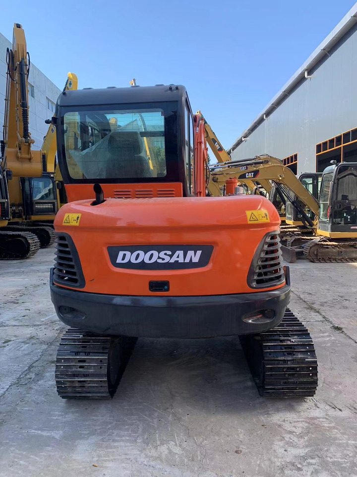DOOSAN Mini Excavator Doosan DX60, DX55 - Гусеничный экскаватор: фото 5 DOOSAN Mini Excavator Doosan DX60, DX55 - Гусеничный экскаватор: фото 5
