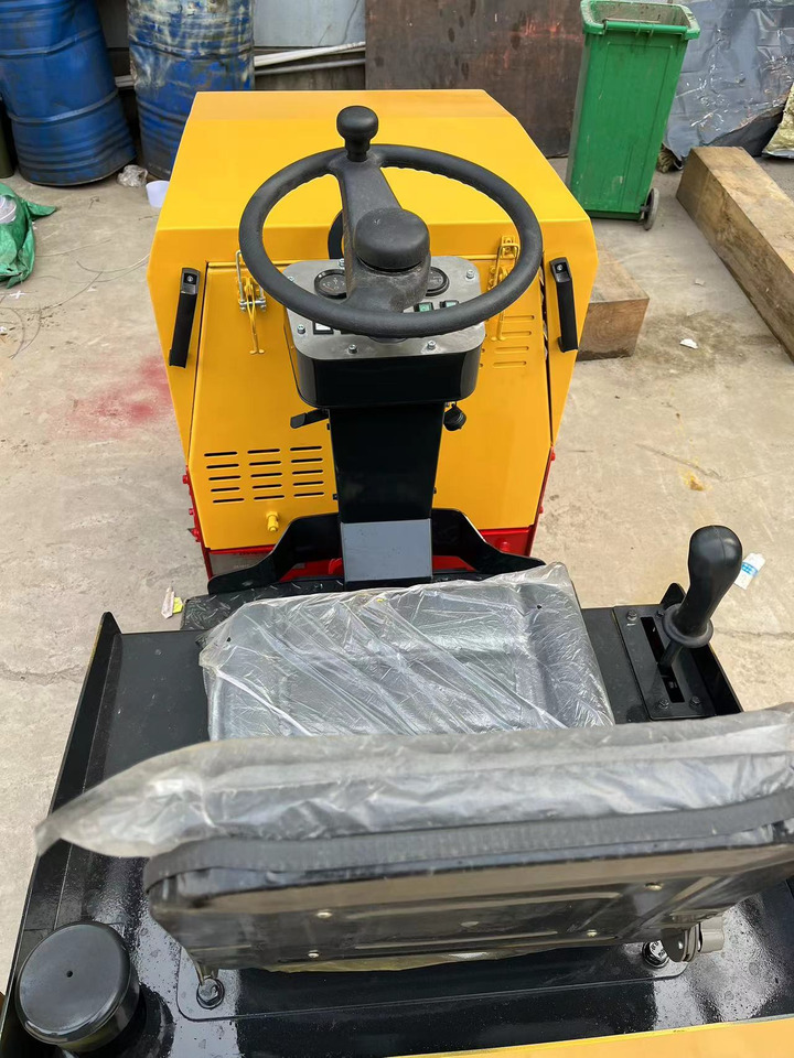 Dynapac CC1000 Mini Road Roller 3 Ton Compactor with Double Drum - Дорожный каток: фото 4 Dynapac CC1000 Mini Road Roller 3 Ton Compactor with Double Drum - Дорожный каток: фото 4