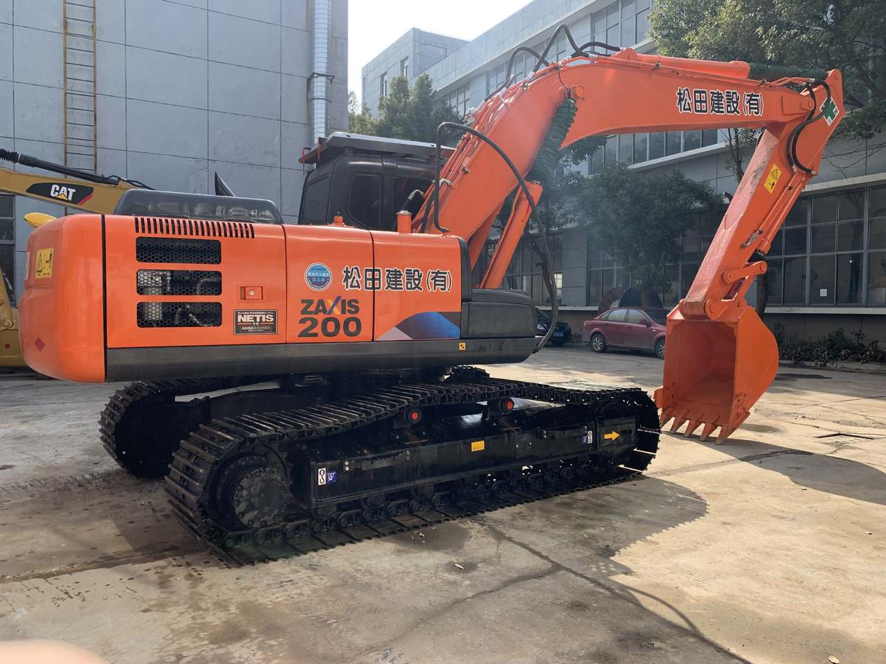 Hitachi Excavator Zaxis 200, 210, 240 Made in Japan - Гусеничный экскаватор: фото 4 Hitachi Excavator Zaxis 200, 210, 240 Made in Japan - Гусеничный экскаватор: фото 4