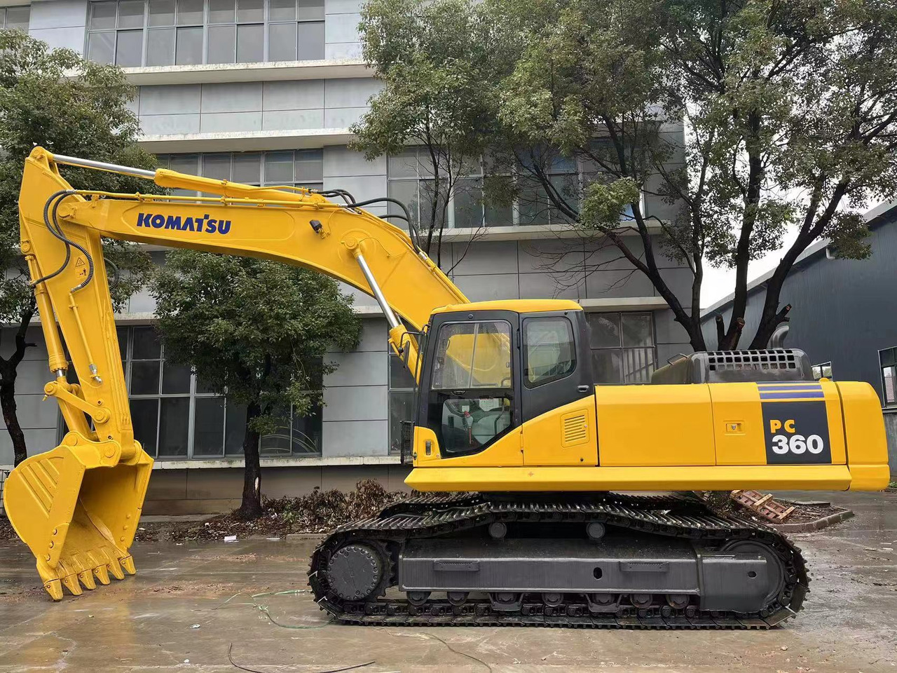 Komatsu 36 ton Mining Excavator PC360 - Гусеничный экскаватор: фото 1 Komatsu 36 ton Mining Excavator PC360 - Гусеничный экскаватор: фото 1