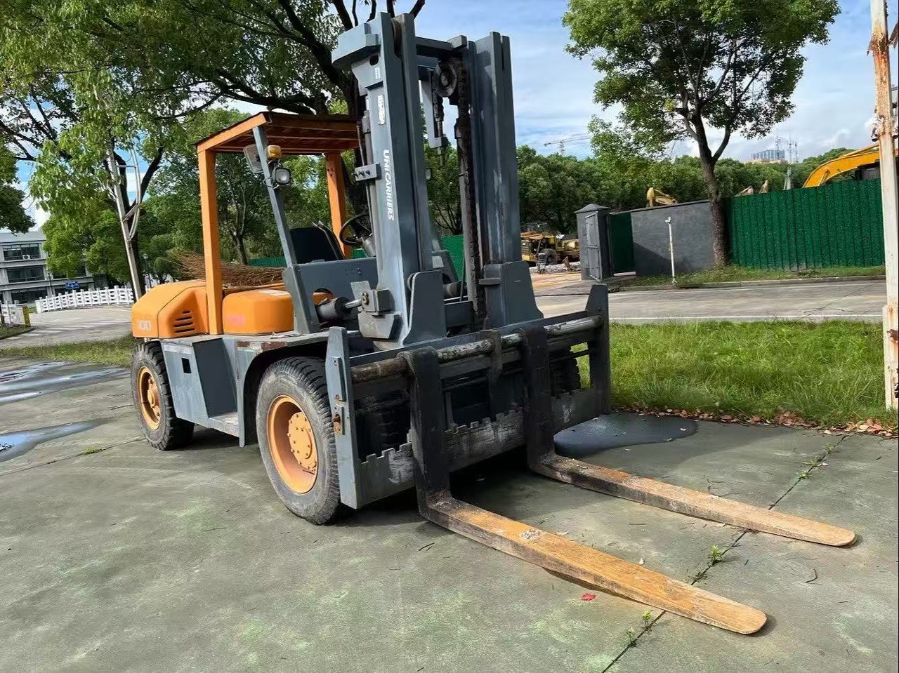 TCM FD100 Forklift Original Color 10 ton Forklift Truck - Дизельный погрузчик: фото 5 TCM FD100 Forklift Original Color 10 ton Forklift Truck - Дизельный погрузчик: фото 5