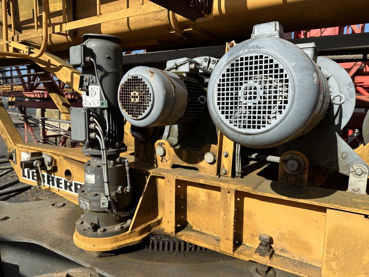 LIEBHERR 27 TT - Быстромонтируемый башенный кран: фото 4 LIEBHERR 27 TT - Быстромонтируемый башенный кран: фото 4