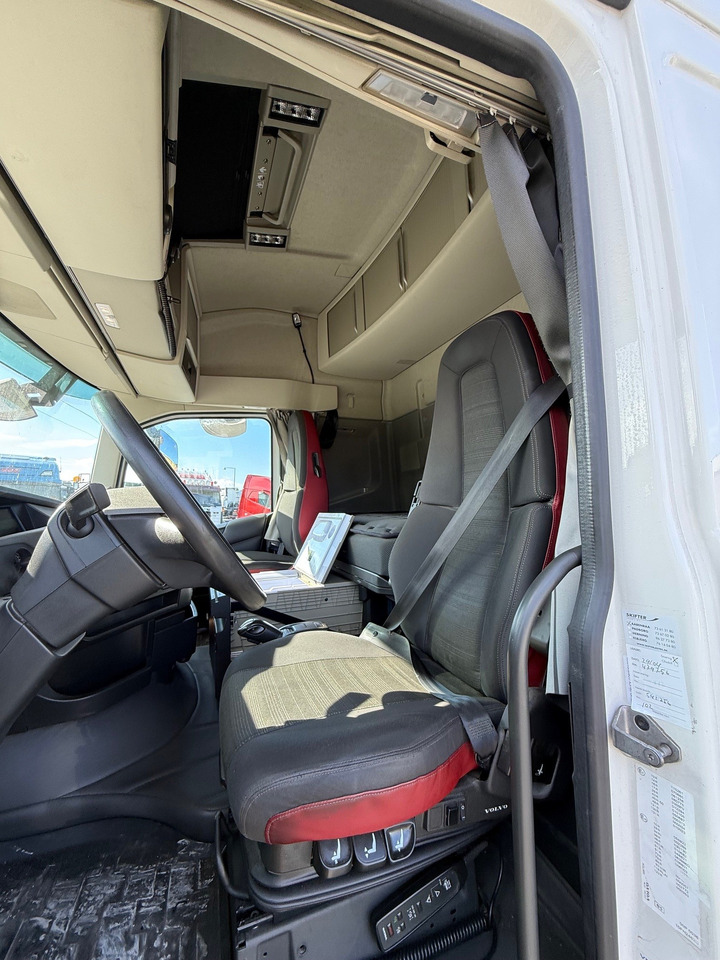 Volvo FH 500 6x2 - Тягач: фото 5 Volvo FH 500 6x2 - Тягач: фото 5