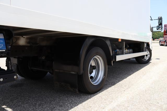 FUSO Canter 7C18 AMT - Фургон с закрытым кузовом: фото 4 FUSO Canter 7C18 AMT - Фургон с закрытым кузовом: фото 4