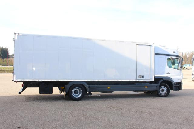 Mercedes-Benz Atego 1224 L - Грузовик с закрытым кузовом: фото 4 Mercedes-Benz Atego 1224 L - Грузовик с закрытым кузовом: фото 4