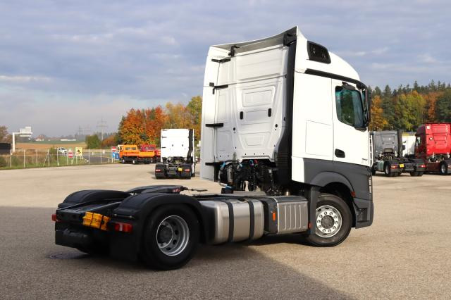 Mercedes-Benz Actros 1842 LS - Тягач: фото 3 Mercedes-Benz Actros 1842 LS - Тягач: фото 3