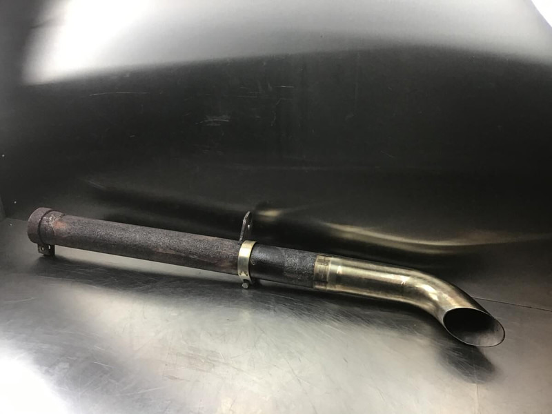 Liebherr A316 Li / A314 Li / A312 Li / A309 Li / A311 Li / R317 Li / R313 Li - Выхлопная труба: фото 1 Liebherr A316 Li / A314 Li / A312 Li / A309 Li / A311 Li / R317 Li / R313 Li - Выхлопная труба: фото 1