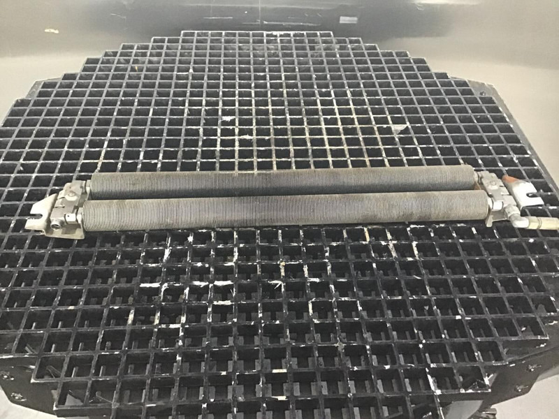 Liebherr A900C ZW - Впускная труба: фото 1 Liebherr A900C ZW - Впускная труба: фото 1