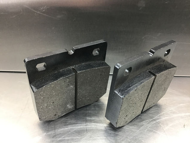 Liebherr Brake lining - Тормозные колодки: фото 1 Liebherr Brake lining - Тормозные колодки: фото 1